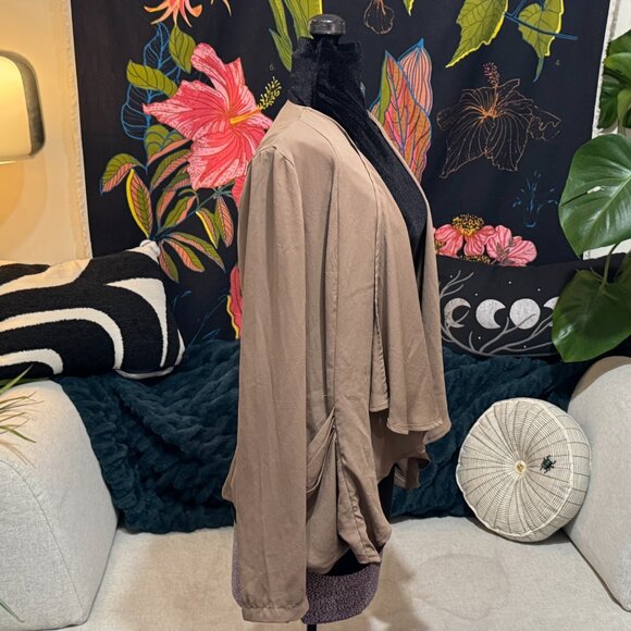 Forever21 Chiffon Drape Cardigan Jacket with Pockets, Taupe Beige, Large - Picture 8 of 13